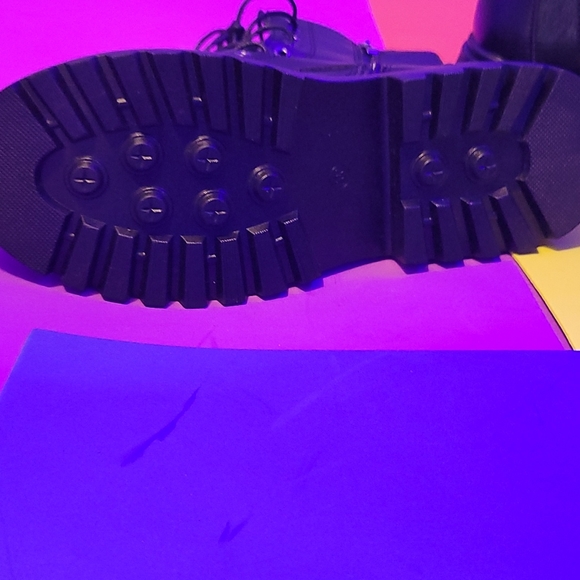 New Combat Boots - Picture 2 of 4